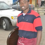 Engineering student and waiter አስተናጋጁ የኢንጂነሪንግ ተማሪ