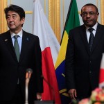 Japan’s Leader Pledges Aid on Africa Tour